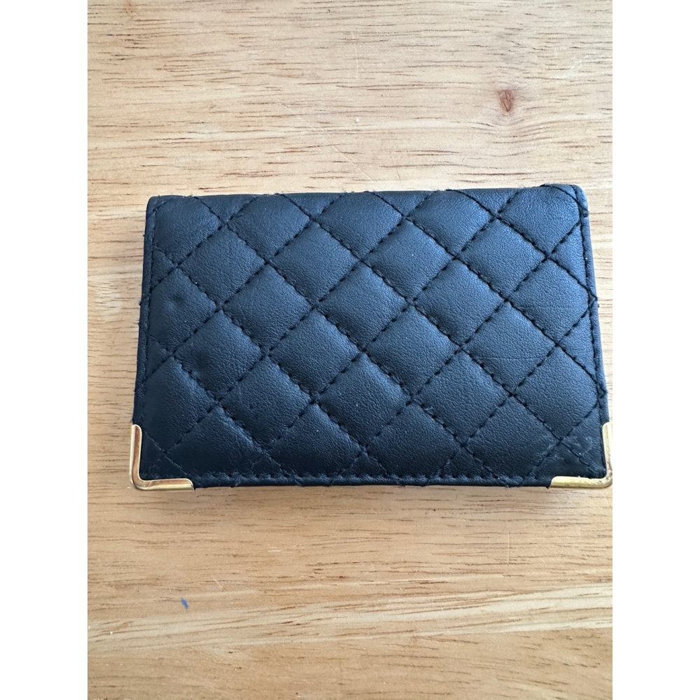 Vintage Colibri Black Quilted Leather Card Holder Wallet Gold Corners 2x3